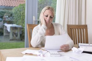 Как физическому лицу объявить себя банкротом: процедура банкротства и ее последствия