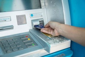 Банкомат: что за чудо зверь и с чем его едят? Все об умной технике