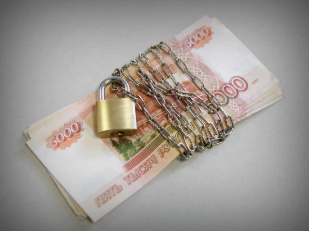 С 600 тысяч до миллиона: ЦБ опять предлагает увеличить порог операций для обязательного контроля