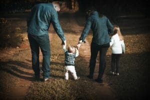 Многодетным отцам дадут право досрочно выйти на пенсию. Сейчас оно есть только у матерей