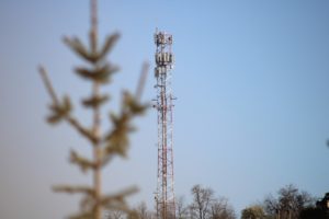 Мобильные операторы с 2024 года будут платить за частоты 4G в 10 раз больше. Это больше не перспективная технология