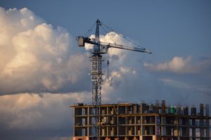 «На наших планах пришлось поставить крест». Владелец строительной компании о бизнесе в период самоизоляции