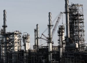 Российская нефть упала ниже  за баррель. Чем это грозит бюджету