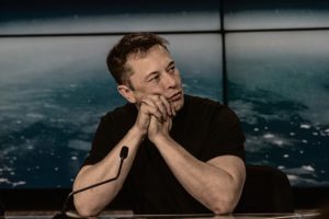 В чём же на самом деле заслуга Илона Маска, почему о нём так много шума?