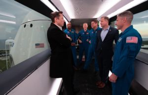 Перспектив для переезда аналога Илона Маска в Россию мало. Что он тут будет делать?
