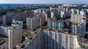 В скором времени многоэтажные «человейники» могут захлестнуть всю Россию. Чем это может грозить?