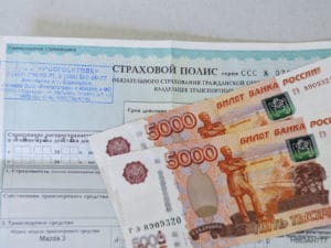 Принят законопроект, разрешающий оформлять полисы ОСАГО на срок от месяца