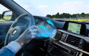 Уничтожить на месте: очиститель воздуха AirZing от OSRAM нейтрализует загрязнения и вирусы в автомобиле, на работе и дома