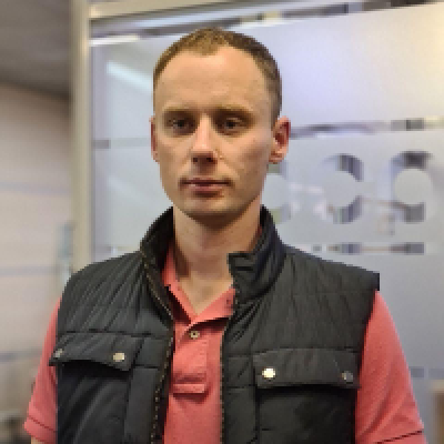 Об авторе