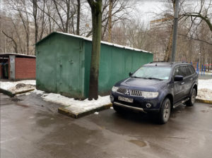 Гараж у многоквартирного дома: может ли это быть легально, но не стоить сотен тысяч?
