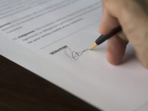 Как купить или продать недвижимость дистанционно: обзор доступных способов