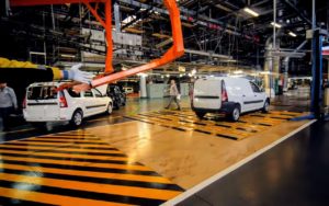 Renault отдаст АвтоВАЗ за символическую сумму, но с опционом: что это значит