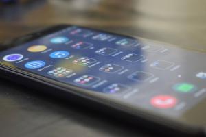 Xiaomi и Lenovo сократили поставки в Россию. Почему и что будет дальше?