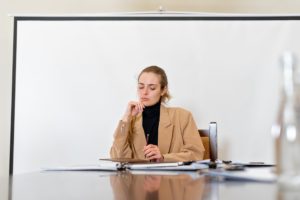 Зачем граждане обращаются к нотариусу: разбираем самые востребованные услуги