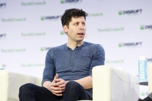 Из компании-разработчика ChatGPT уволили генерального директора, а потом снова вернули. Что произошло и почему это обсуждает весь мир