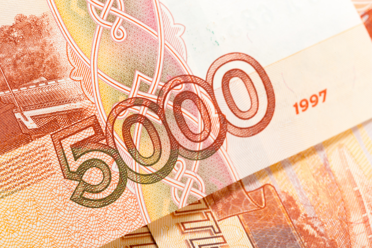 Российская казна пополнилась на 500 млрд рублей: успехи ФТС в цифровизации и контроле