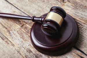 ФАС возбудила дело против сотовых гигантов за тарифы в Крыму