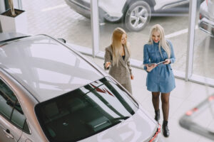 Спрос на подержанные автомобили растет, но предложения все еще не хватает: как изменились цены в июле