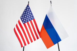 Минфин США разрешил российским банкам временные операции в энергетическом секторе до апреля 2025 года