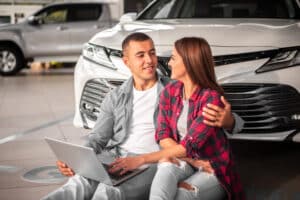 Повышение ключевой ставки до 21%: автокредитование под угрозой и спад на рынке автомобилей