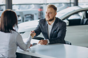 Уровень одобрений автокредитов вырос до 22,4%: восстановление после весеннего спада