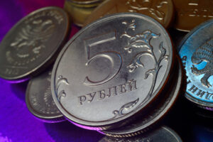 Официальные курсы доллара, евро и других валют на 9 октября 2024 года от ЦБ РФ
