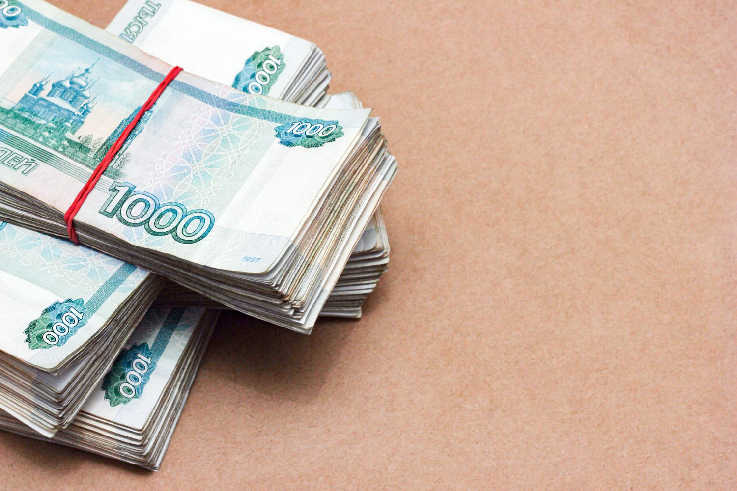 Ключевая ставка может достичь 21%: ВТБ ожидает снижение во второй половине 2025 года
