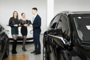 Спрос на новые авто вырос на 39%, лидирует ВАЗ и китайские бренды