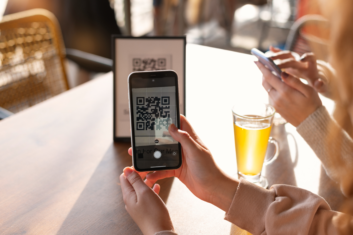 Оплата по QR-коду: почему магазины все чаще предлагают этот способ покупателям