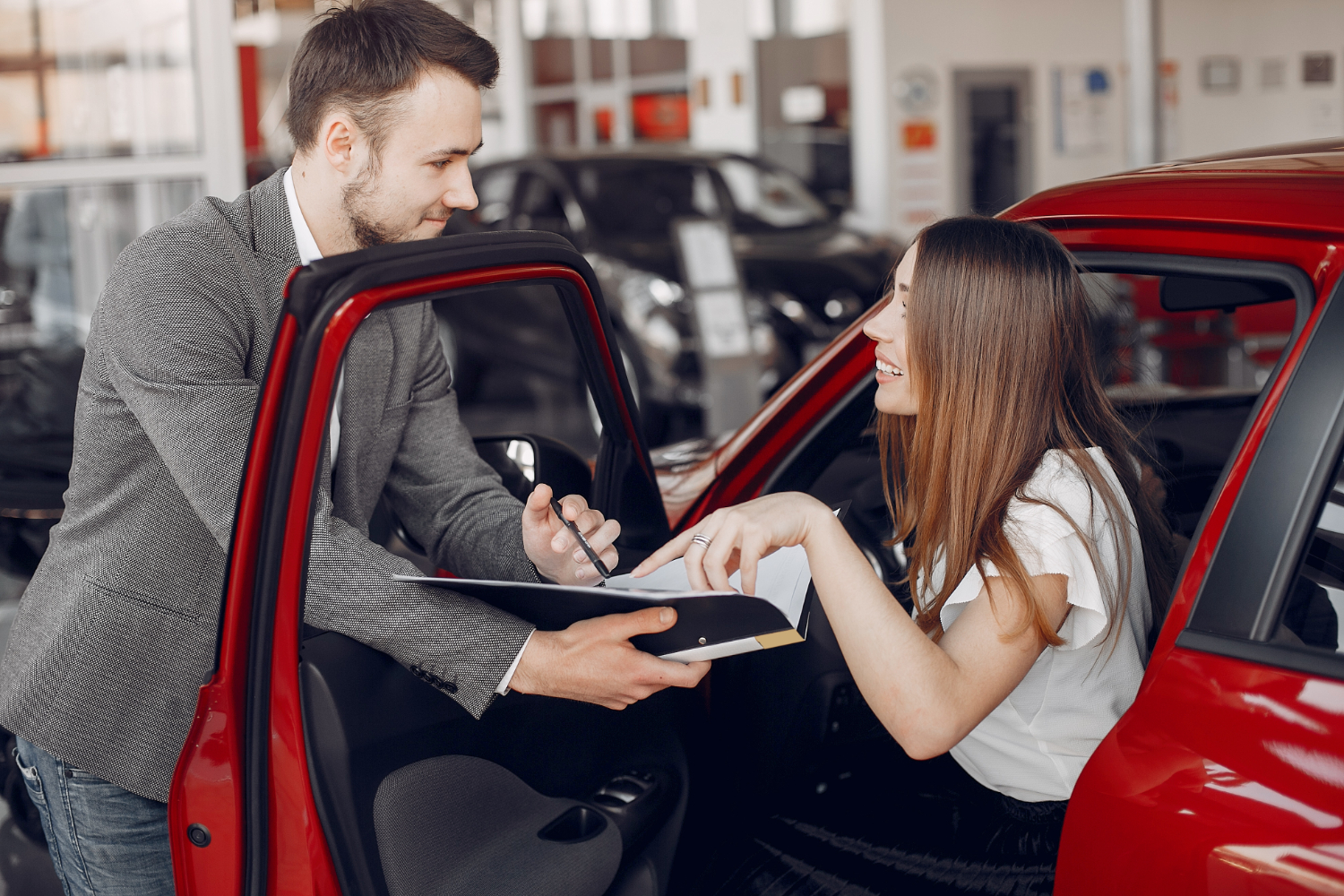 Автокредиты в 2025 году: рынок замедляется, но еще есть шанс на выгодную сделку