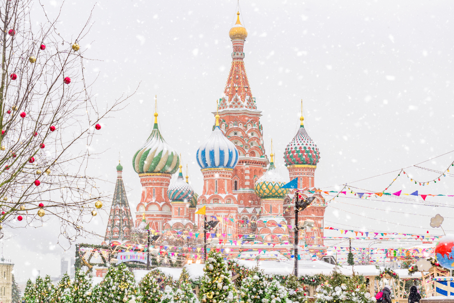 Новогодние вклады 2025: ставки до 25% и финансовые советы