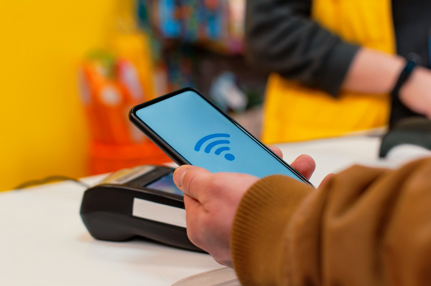 Как мошенники крадут деньги через NFC и как защититься