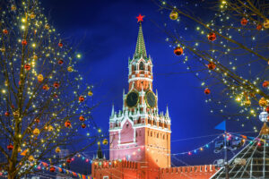 Новогодние расходы россиян половина потратит более 20 тысяч рублей