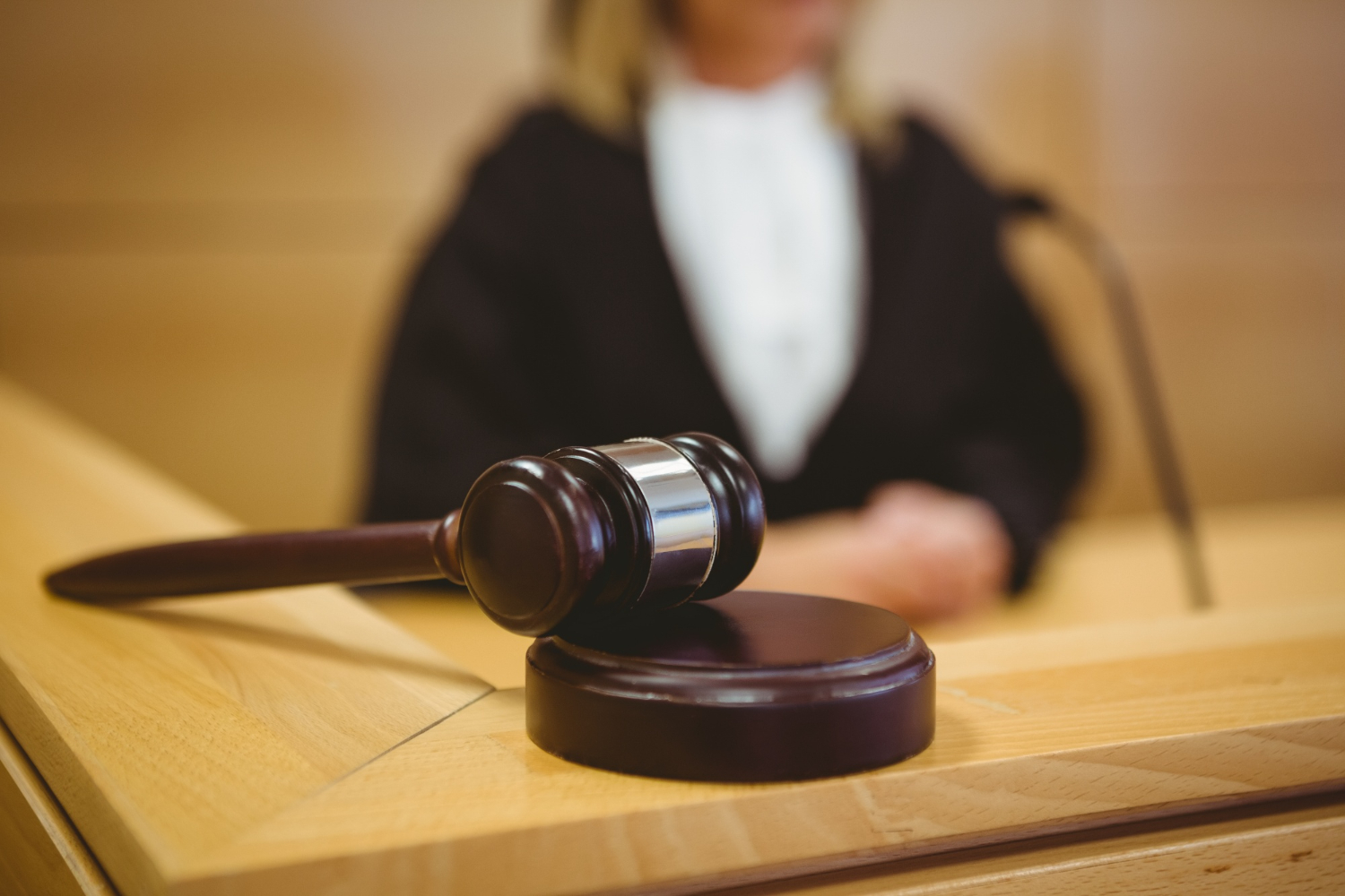 Жительница Свердловской области выиграла суд против Т2 Мобайл за принудительный перевод на невыгодный тариф