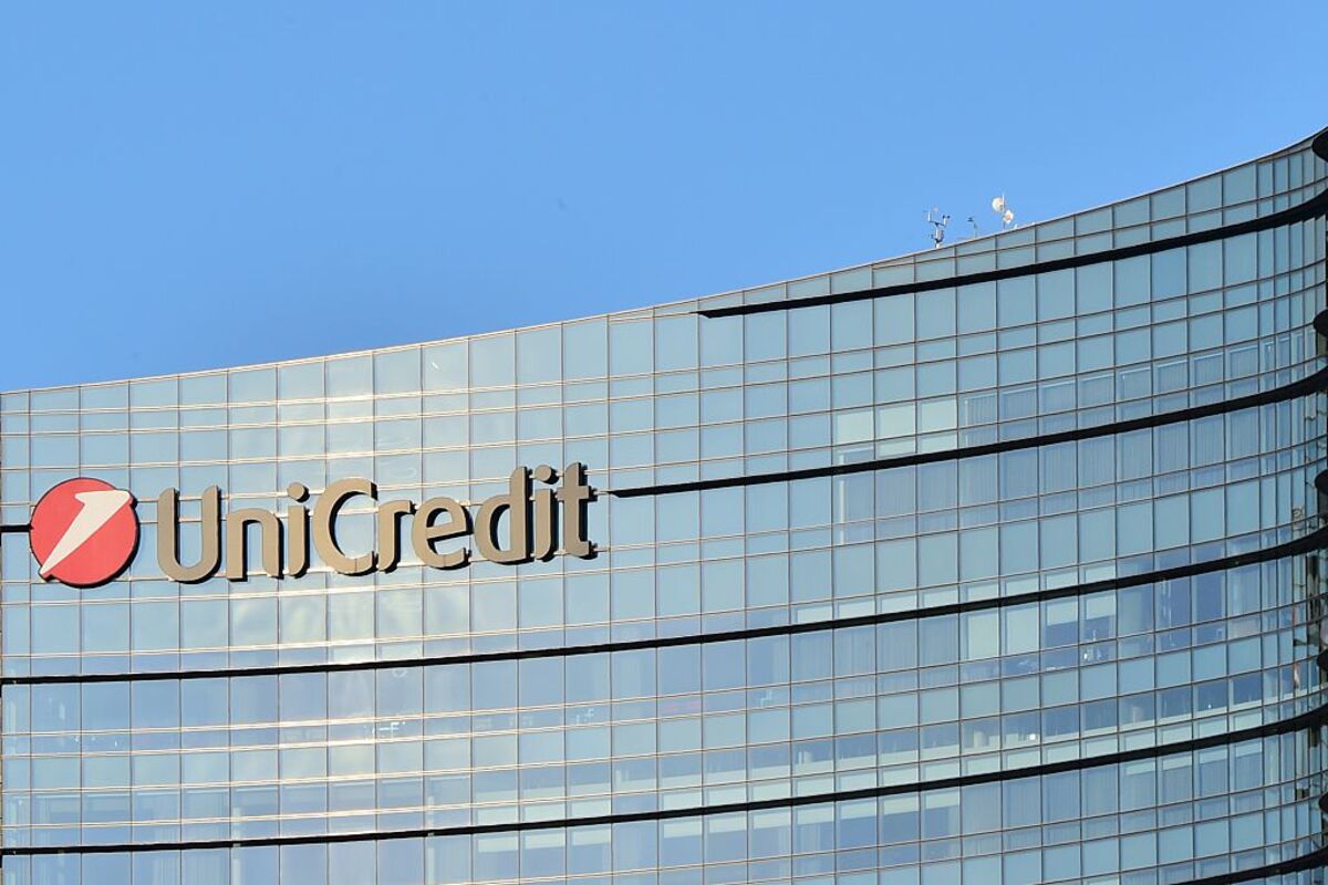 UniCredit завершает сворачивание бизнеса в России на год раньше запланированного