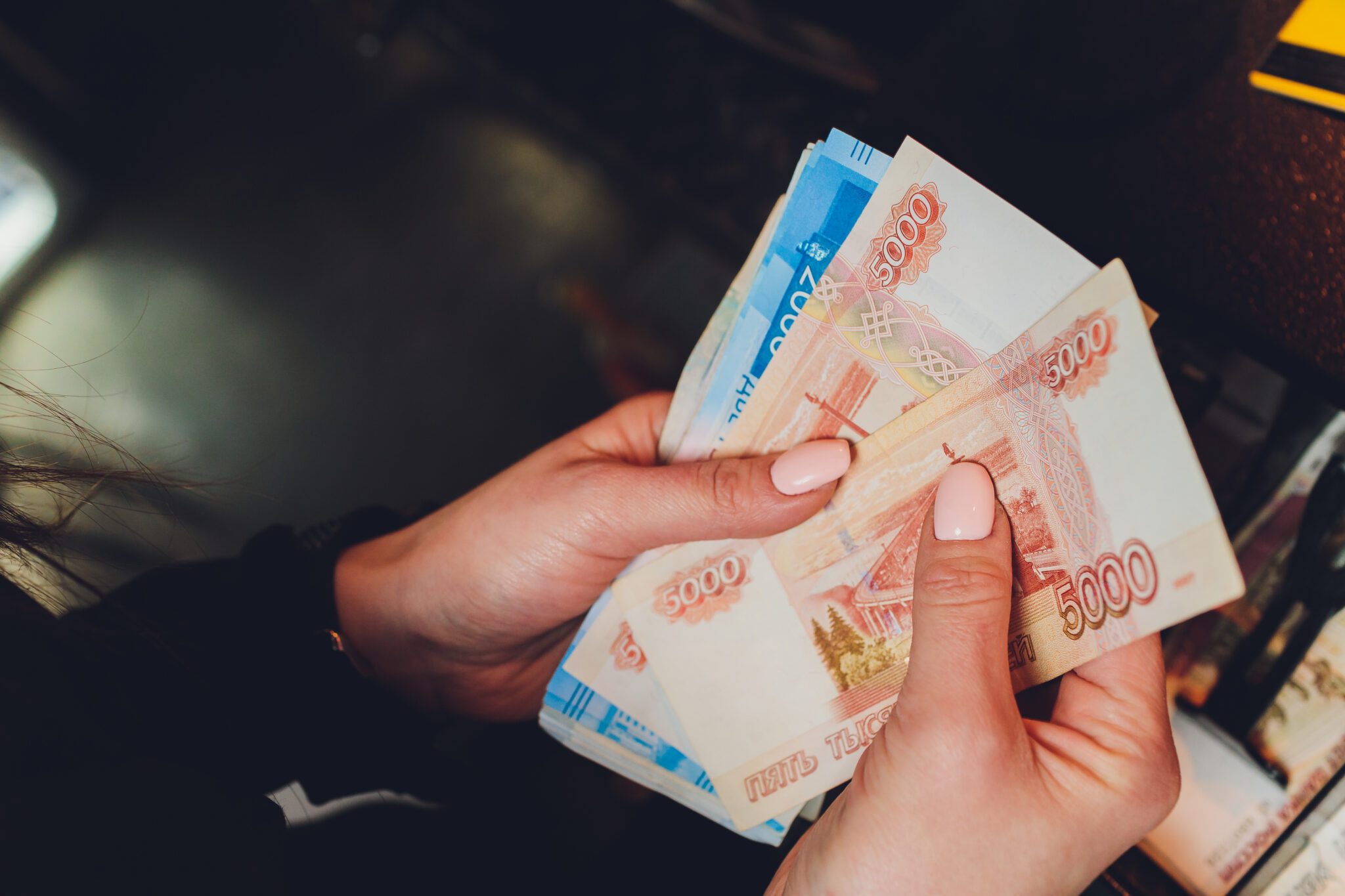 Сбербанк демонстрирует рост прибыли в январе 2025 года несмотря на сезонное снижение активности