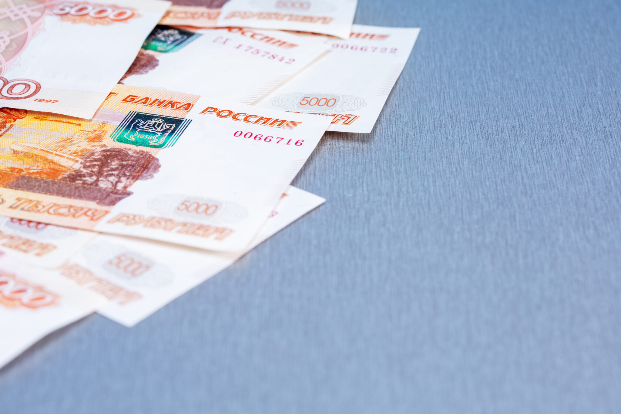 Число выданных кредитов наличными в январе 2025 года выросло на 4,1% по сравнению с декабрем
