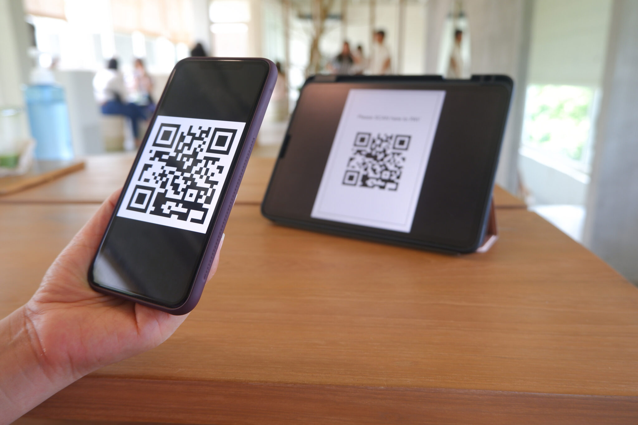 МегаФон первым на телеком-рынке внедрил заключение договора с помощью QR-кода и «Госуслуг»