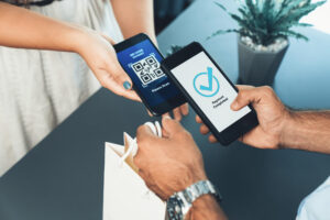 Минфин поддержал платежный «роуминг» для QR-кодов
