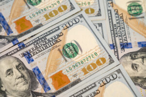 Официальные курсы доллара, евро и других валют на 29 июля 2025 года от ЦБ РФ