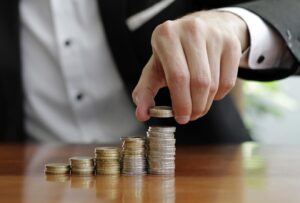 Во втором полугодии 2025 года деньги с депозитов могут перейти на накопительные счета