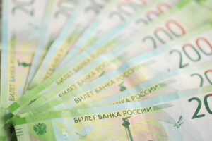 ЦБ сохранил ставку на уровне 21%: аналитик Банки.ру о перспективах вкладов и рынков
