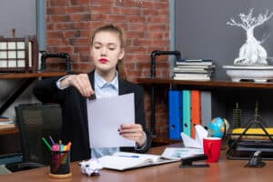 Коллекторы начали массово прощать долги — почему это стало выгодно