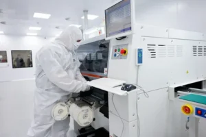 Самара усиливает медпромышленность: открыт новый этап центра серийного производства изделий для трансплантации и телемедицины