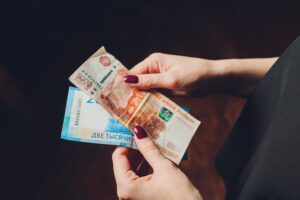 «Монетная неделя»: россияне активно обменивают мелочь на банкноты