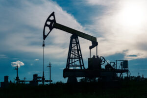 Санкции угрожают нефтегазовым доходам России и оборонному бюджету