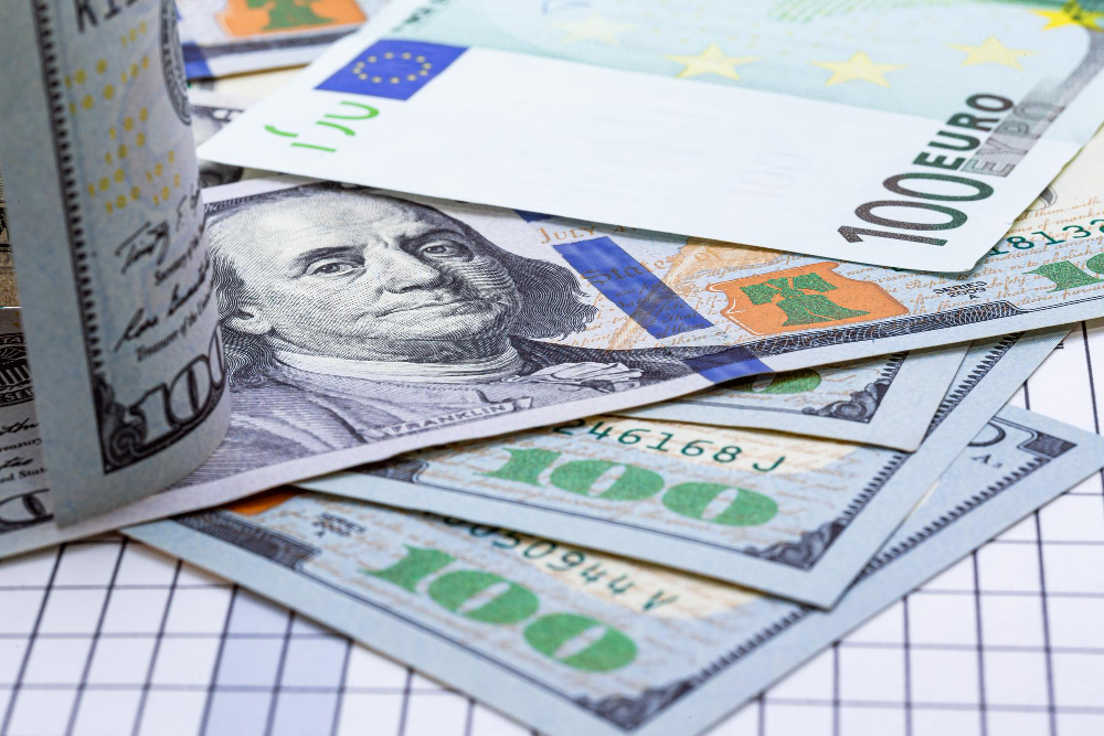 Рубль под давлением: динамика валют на 14 ноября 2025 года