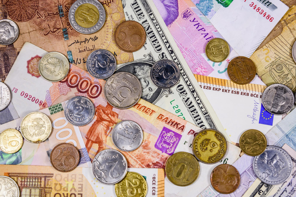 Рубль укрепляется: как изменились валютные курсы на 24 ноября 2025 года