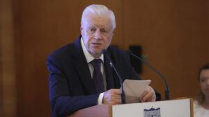 Депутаты «Справедливой России» нашли способ спасти старшее поколение от выбора между едой и таблетками