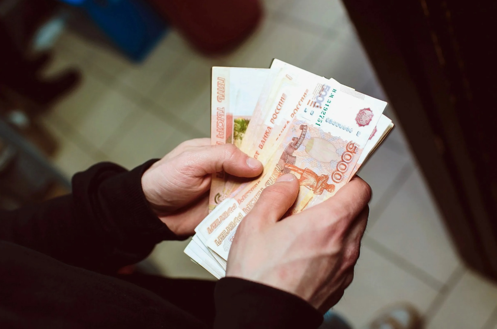 Депутат Свищев напомнил о выплате до 100 тысяч рублей пострадавшим